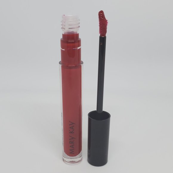 Iconic Red - Cream Unlimited Lip Gloss - Mary Kay Exclusive - Picture 4 of 11